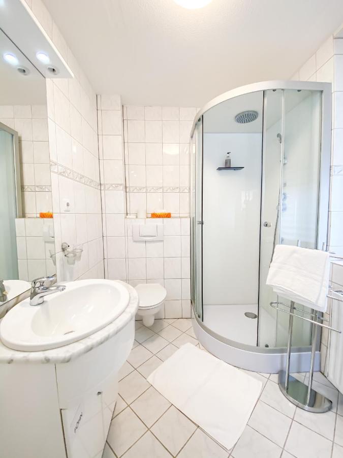 Hotel Restaurant Alt Пирмазенс Екстериор снимка