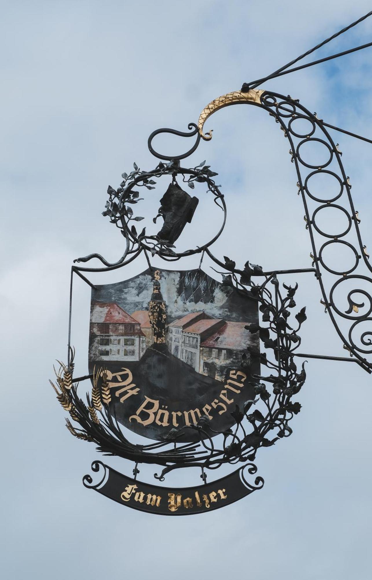 Hotel Restaurant Alt Пирмазенс Екстериор снимка